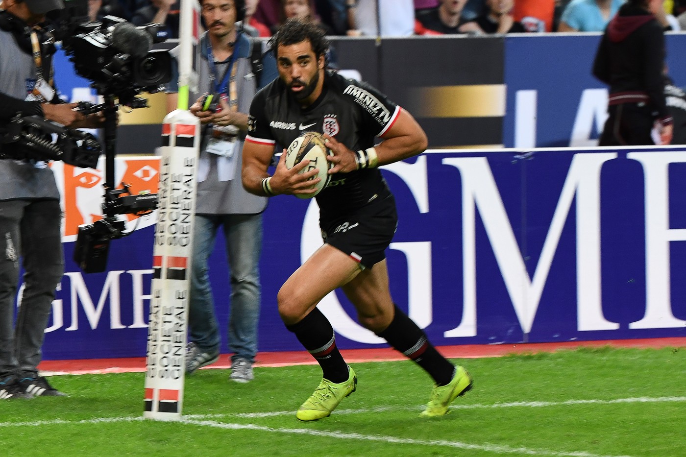 Yoann Huget : &ldquo;Quand on &eacute;tait un peu plus collectif et s&eacute;rieux en deuxi&egrave;me mi-temps, c&rsquo;est comme toutes les &eacute;quipes, ils perdent un peu pied&rdquo;