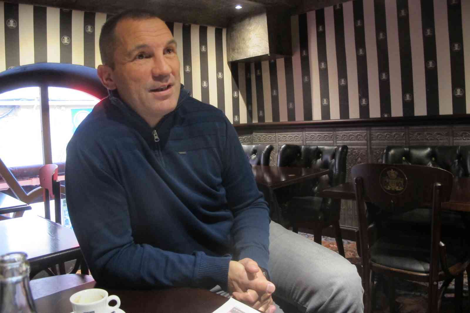 Thierry Lacroix : &ldquo;Ma famille s&rsquo;est retrouv&eacute;e &agrave; la rue du jour au lendemain. Cette souffrance personnelle &eacute;tait telle que j&rsquo;aurais pu oublier ce qui m&rsquo;&eacute;tait le plus cher au monde, mes enfants&rdquo;