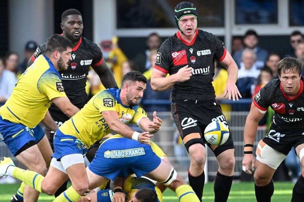 Sébastien Bézy : “Ils auront à cœur de faire un gros match dimanche”