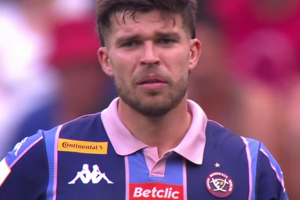 Au moins six semaines pour Matthieu Jalibert